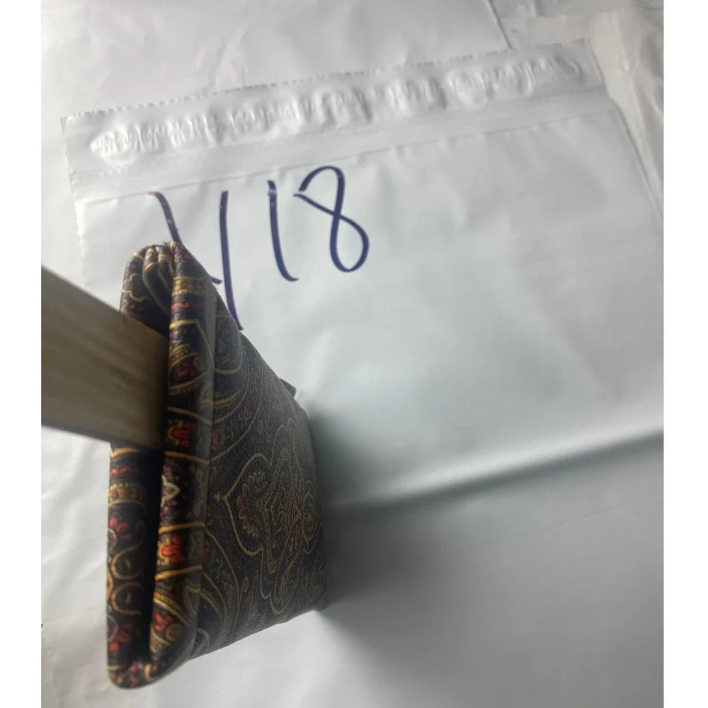 Ellen Tracy Paisley Fabric Clutch‎ Wallet Small Pouch Multicolor